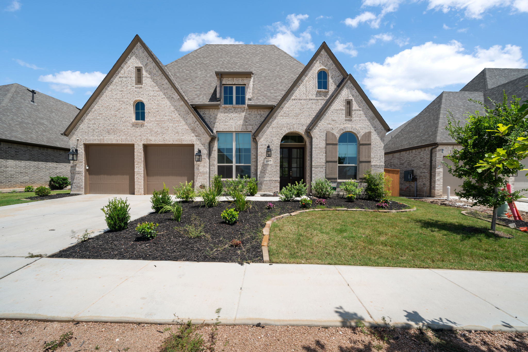 1912 Privet Road