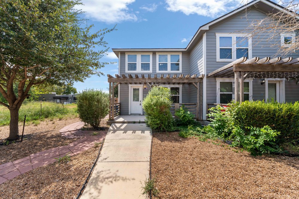 130 Belmont Ave - 102