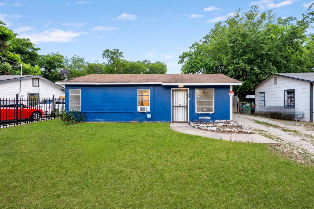Property main image