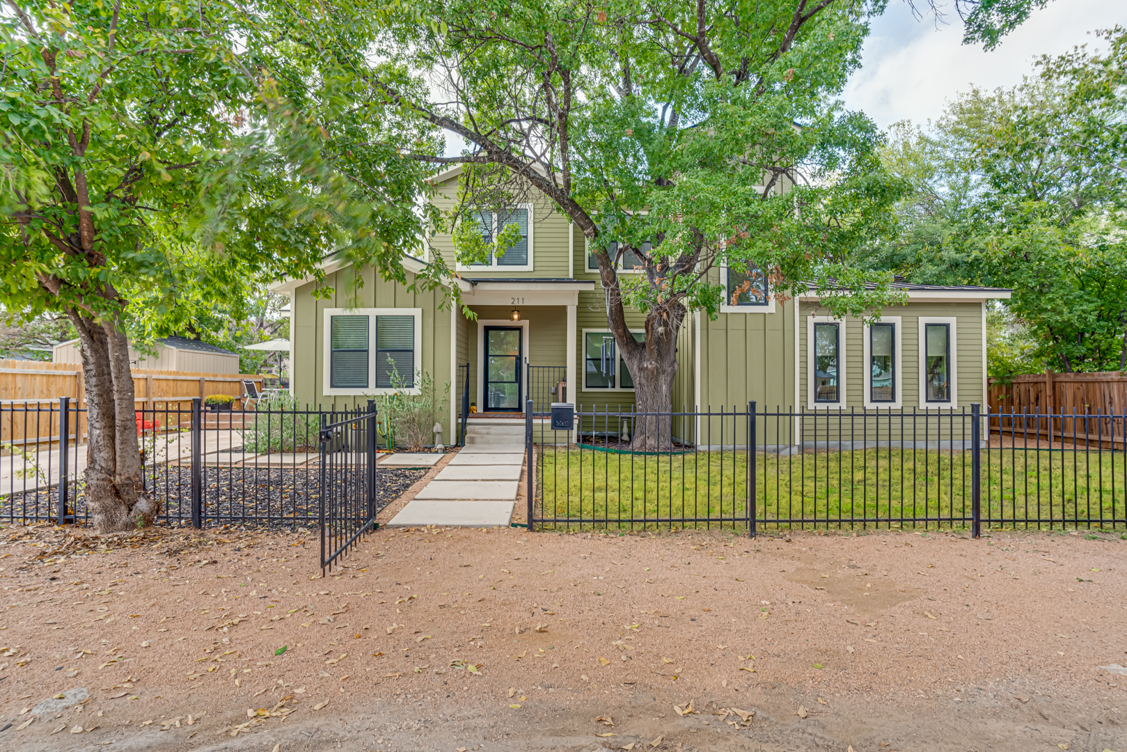 Property thumbnail image