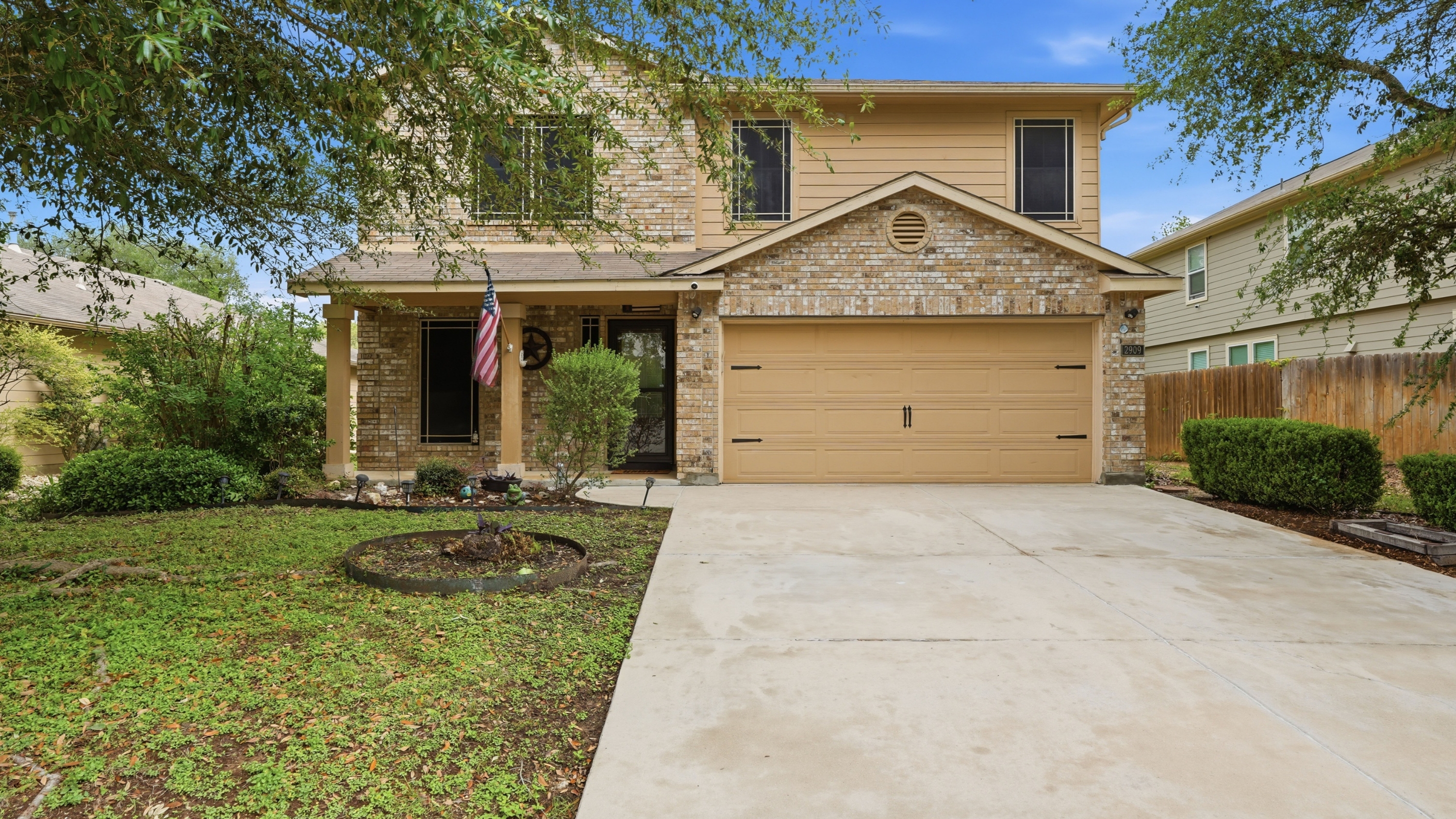 2909 Ashwood Road