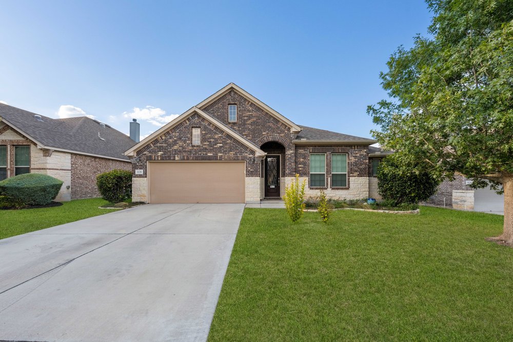 3128 Barker Cypress