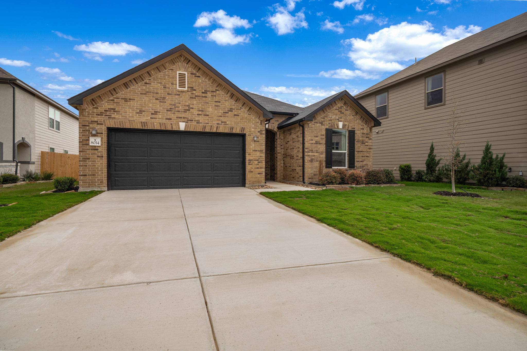 8014 Kingfisher Landing