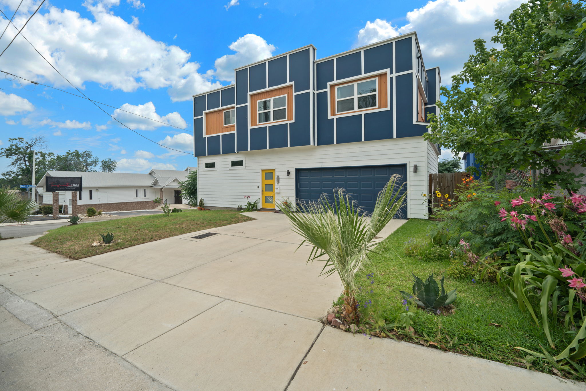 827 South Palmetto Avenue